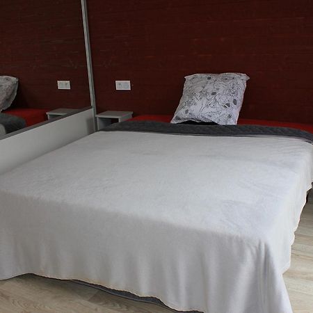 Chalet Pour 6, Domaine Avec Piscine Saint-Hilaire-de-Riez Luaran gambar