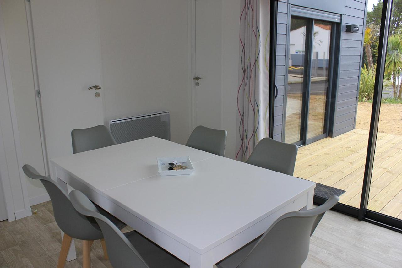 Chalet Pour 6, Domaine Avec Piscine Saint-Hilaire-de-Riez Luaran gambar
