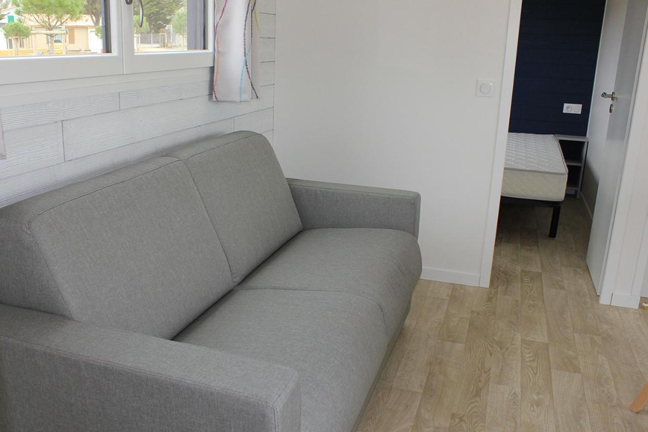 Chalet Pour 6, Domaine Avec Piscine Saint-Hilaire-de-Riez Luaran gambar